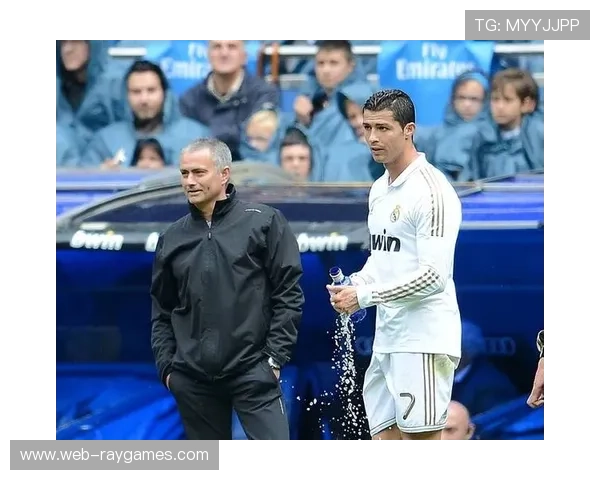 卡利亚里vs罗马：穆里尼奥战术应对客场挑战