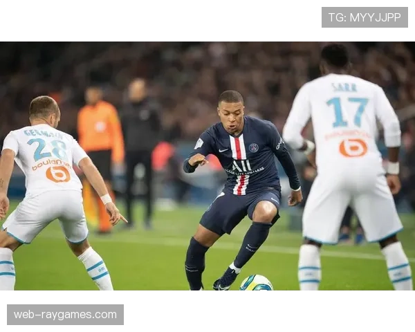 巴黎圣日耳曼2-2多特蒙德,姆巴佩、阿德耶米分别建功